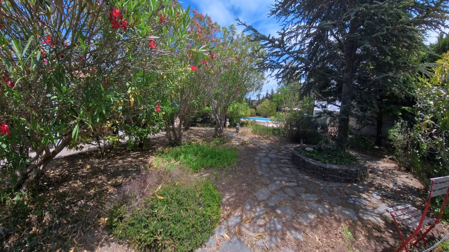 Maison individuelle à vendre  - 5 pièce(s) - 120m2 - Montbrun Des Corbieres (11700)