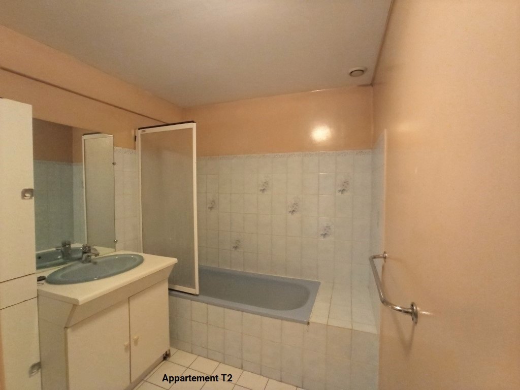 Immeuble de rapport à vendre  - 240m2 - Pons (17800)