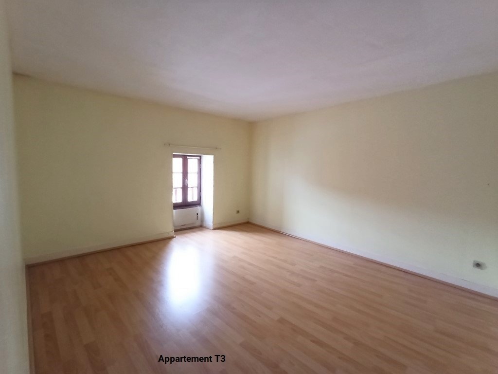 Immeuble de rapport à vendre  - 240m2 - Pons (17800)