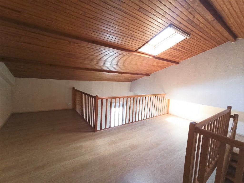 Duplex à vendre  - 3 pièce(s) - 70.92m2 - Saintes (17100)