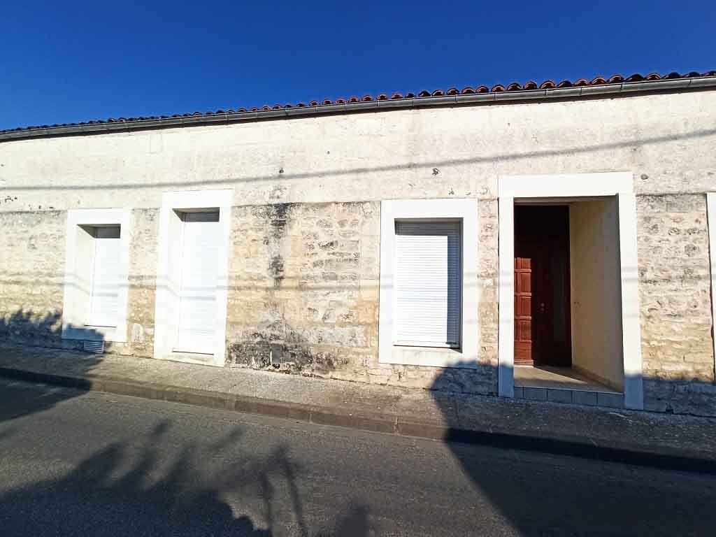 Duplex à vendre  - 3 pièce(s) - 70.92m2 - Saintes (17100)