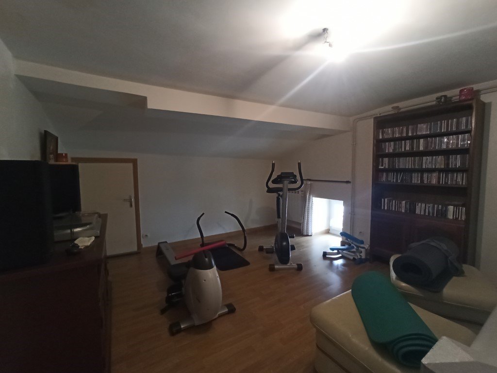 Maison à vendre  - 6 pièce(s) - 190m2 - Pons (17800)