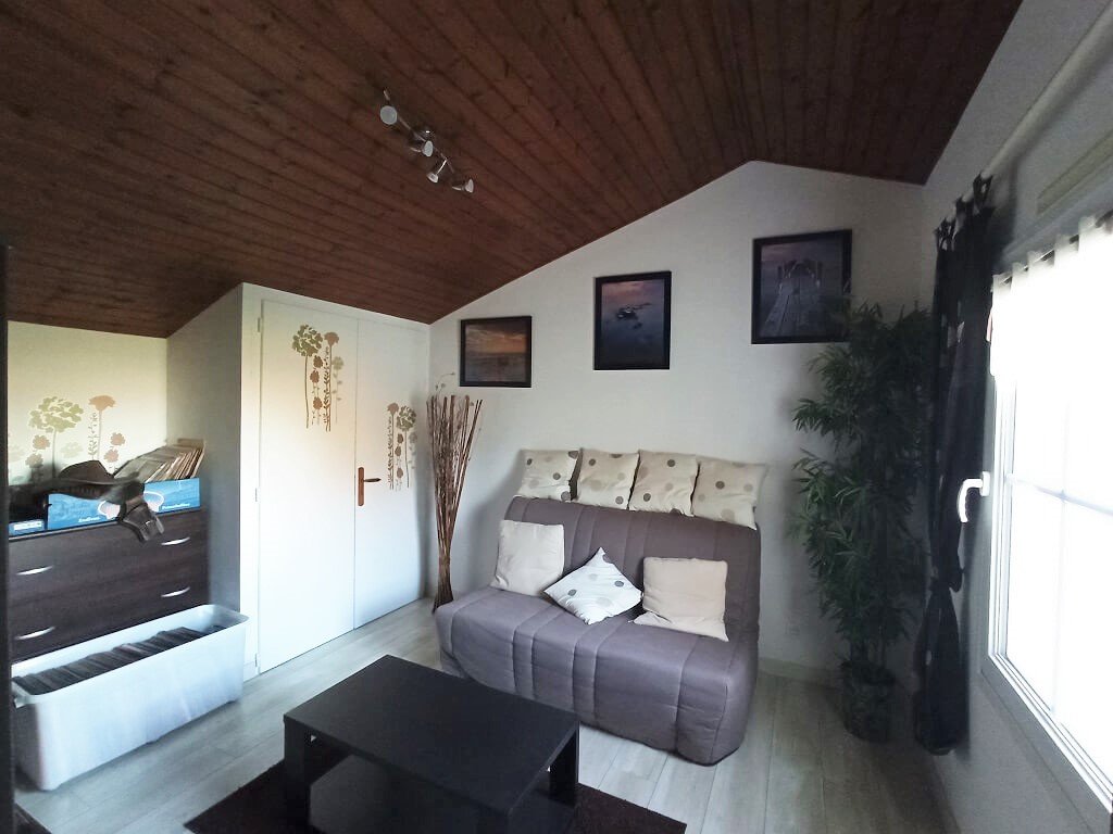 Maison à vendre  - 7 pièce(s) - 156m2 - Pons (17800)