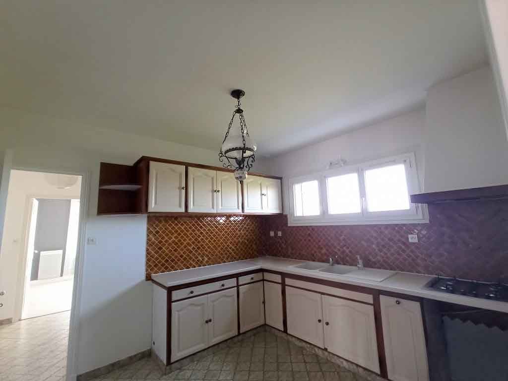 Maison à vendre  - 5 pièce(s) - 92.7m2 - Pons (17800)