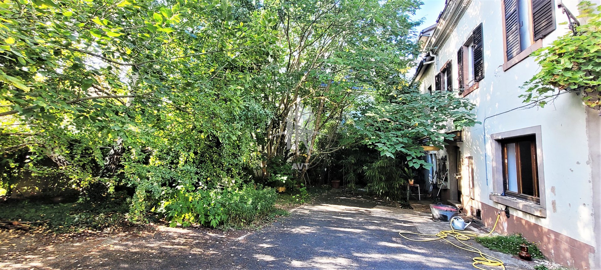 Maison à vendre  - 8 pièce(s) - 243m2 - Barr (67140)