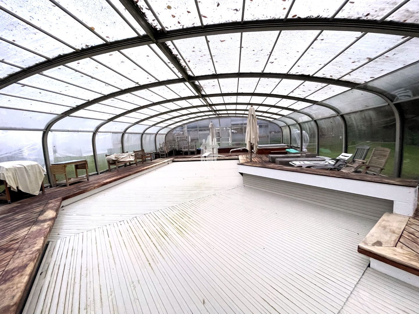 Propriété à vendre  - 10 pièce(s) - 311m2 - Douains (27120)