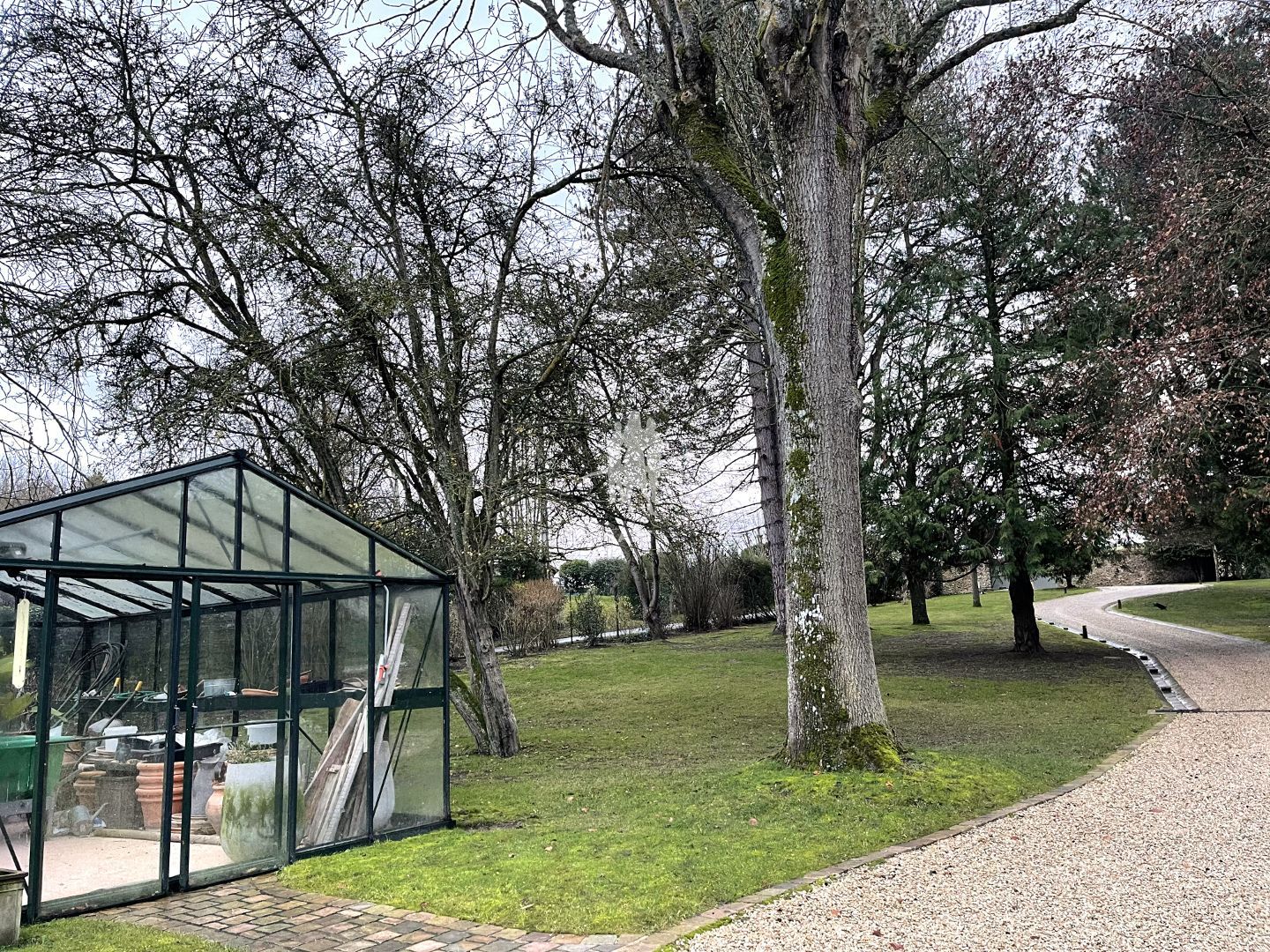 Propriété à vendre  - 10 pièce(s) - 311m2 - Douains (27120)