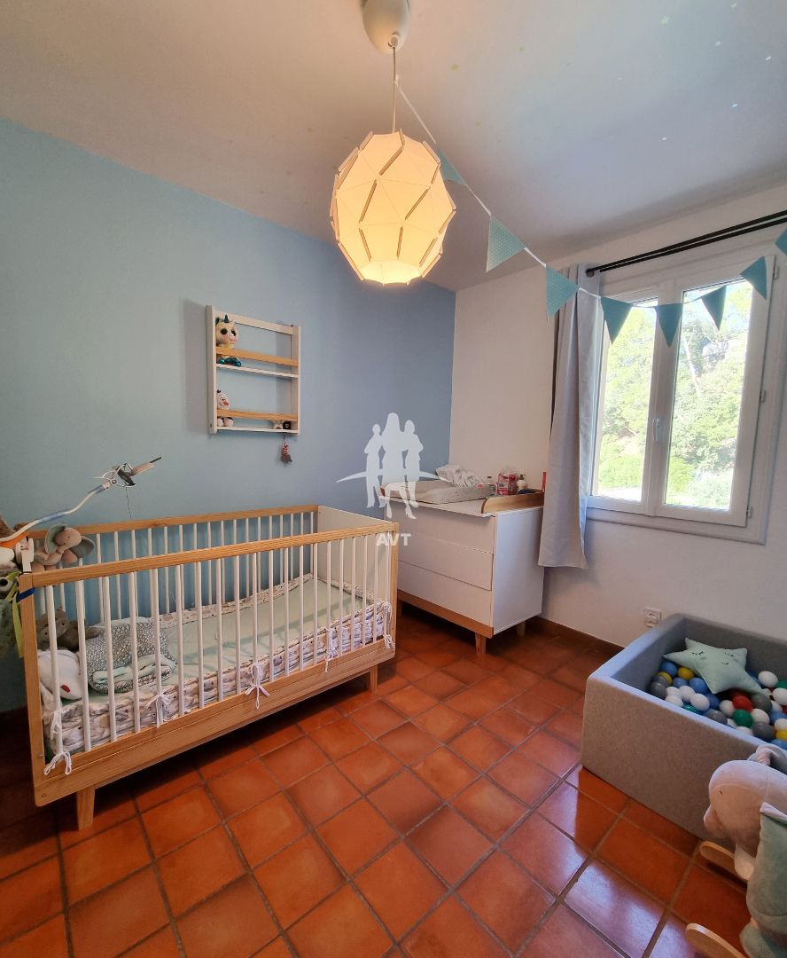 Maison à vendre  - 4 pièce(s) - 91m2 - Taradeau (83460)