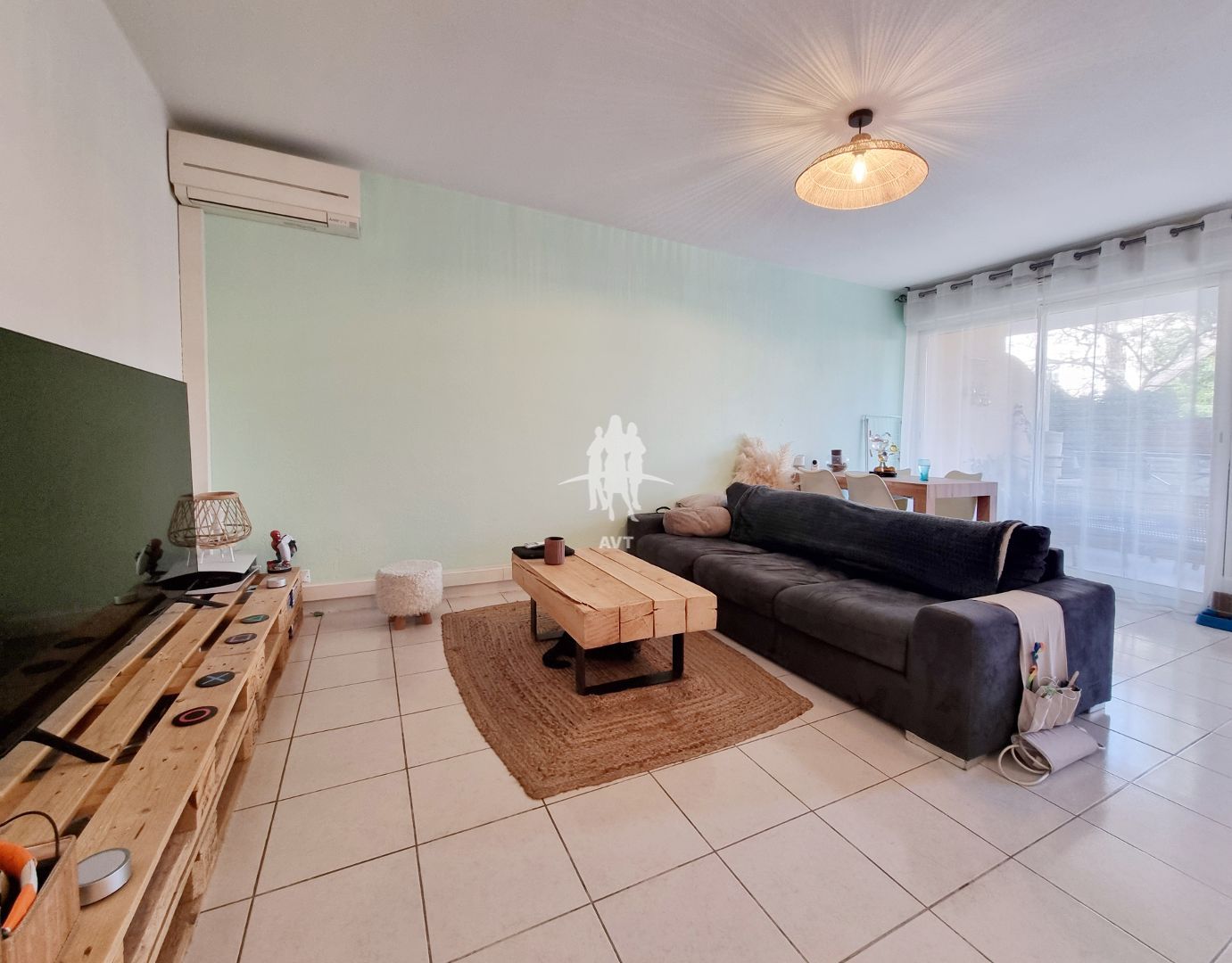 APPARTEMENT DANS RESIDENCE SECURISEE