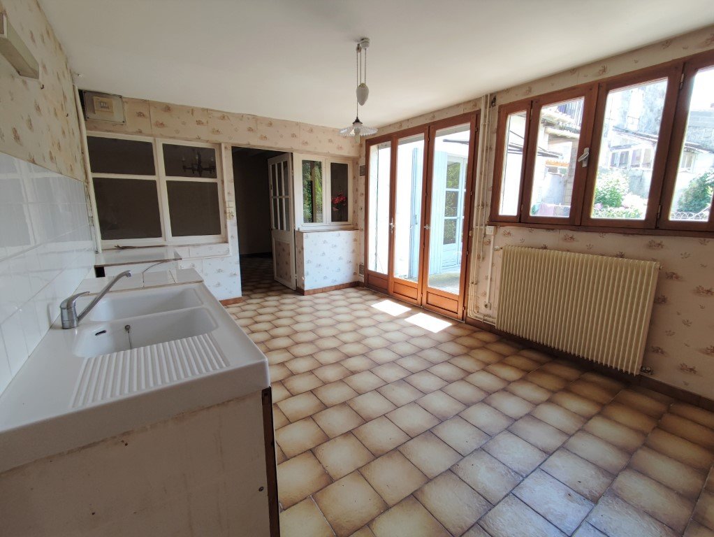 Maison à vendre  - 4 pièce(s) - 130m2 - Pons (17800)