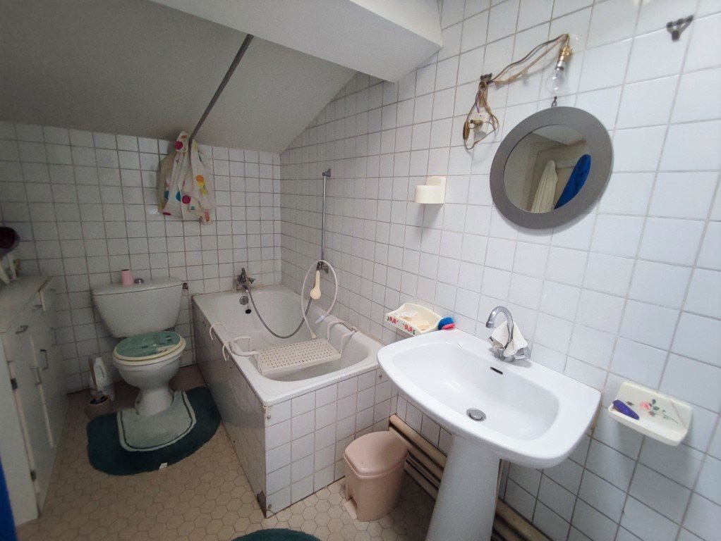 Maison à vendre  - 4 pièce(s) - 130m2 - Pons (17800)