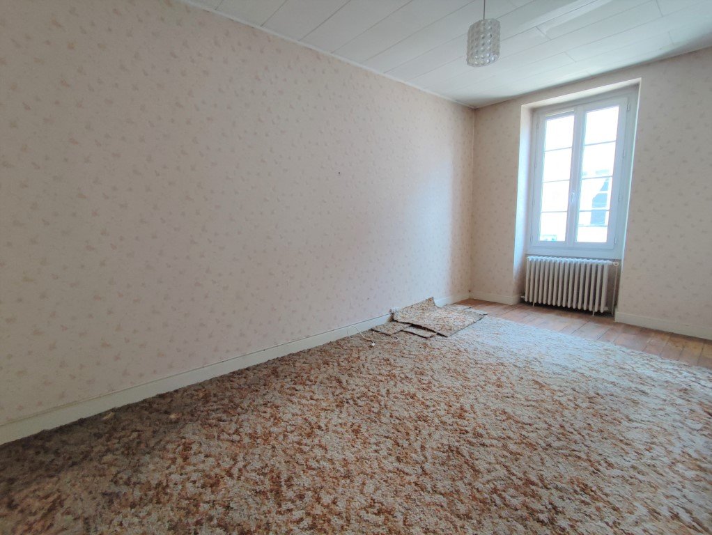 Maison à vendre  - 4 pièce(s) - 130m2 - Pons (17800)