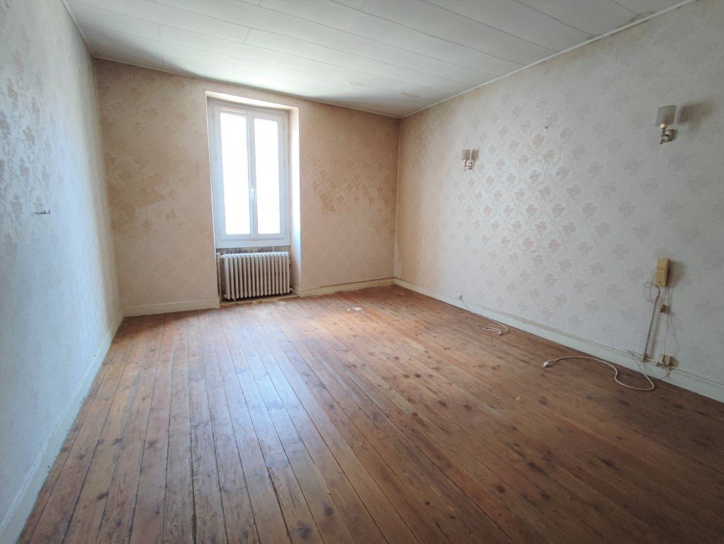 Maison à vendre  - 4 pièce(s) - 130m2 - Pons (17800)
