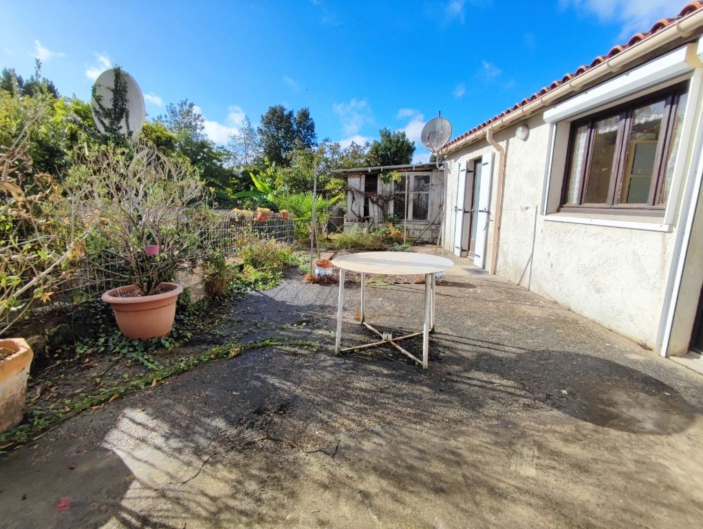 Maison à vendre  - 4 pièce(s) - 130m2 - Pons (17800)