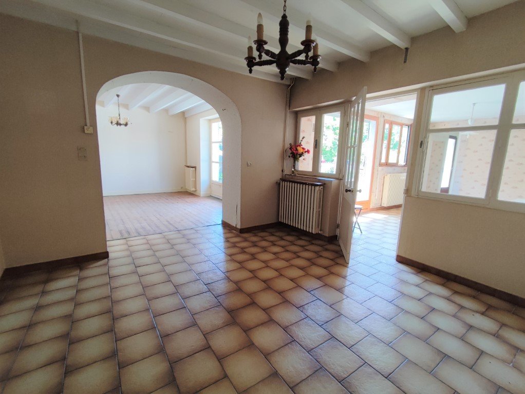 Maison à vendre  - 4 pièce(s) - 130m2 - Pons (17800)