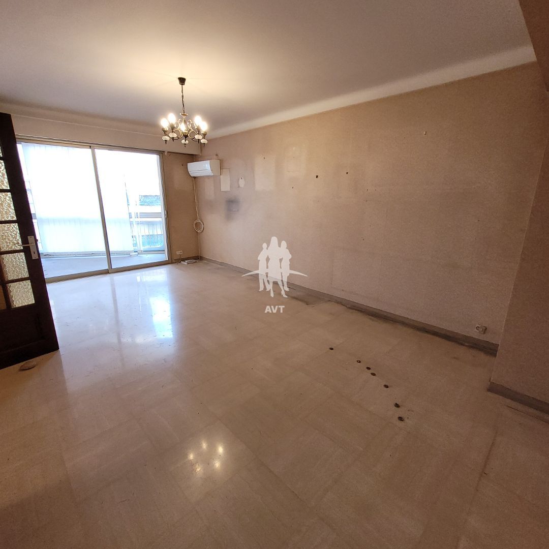 Appartement à vendre  - 3 pièce(s) - 88m2 - Saint-laurent-du-var (06700)