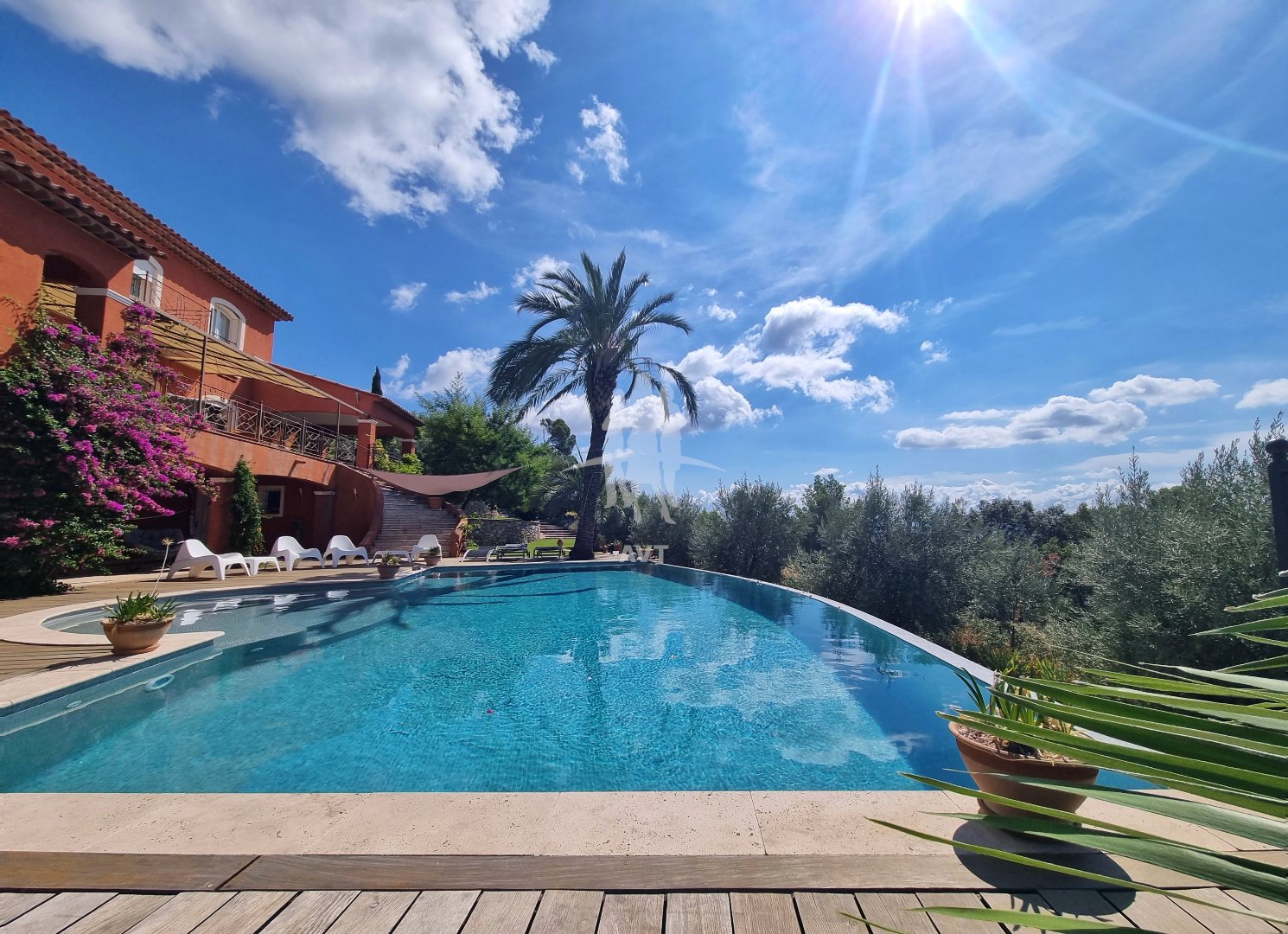 Maison à vendre  - 7 pièce(s) - 209m2 - Draguignan (83300)