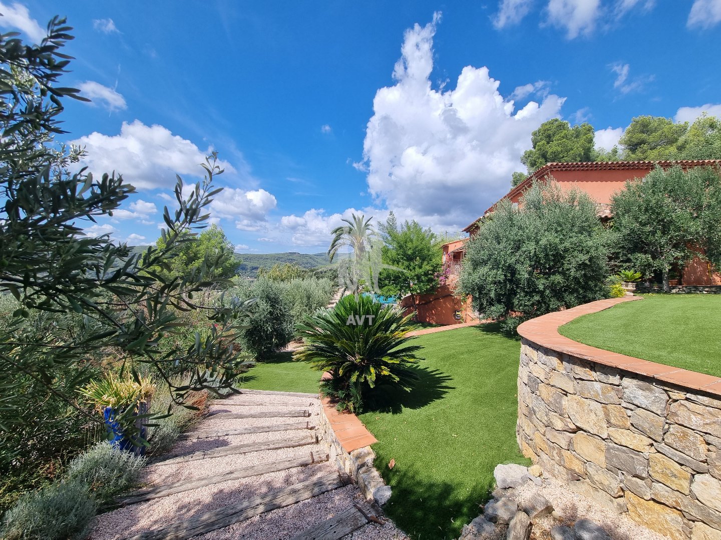 Maison à vendre  - 7 pièce(s) - 209m2 - Draguignan (83300)