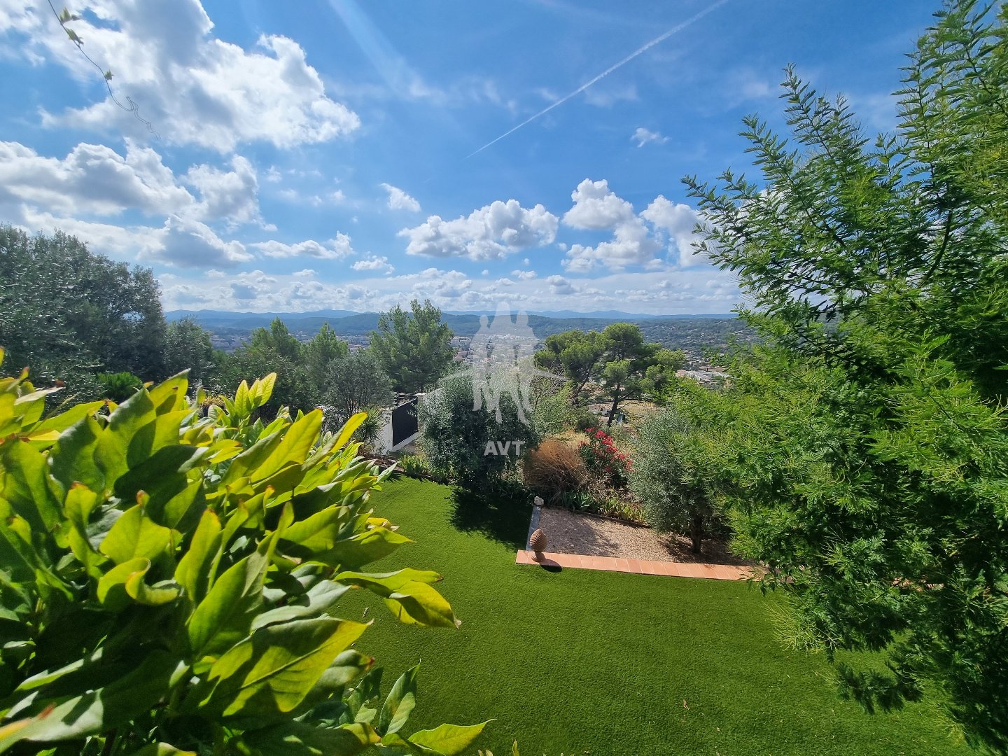 Maison à vendre  - 7 pièce(s) - 209m2 - Draguignan (83300)