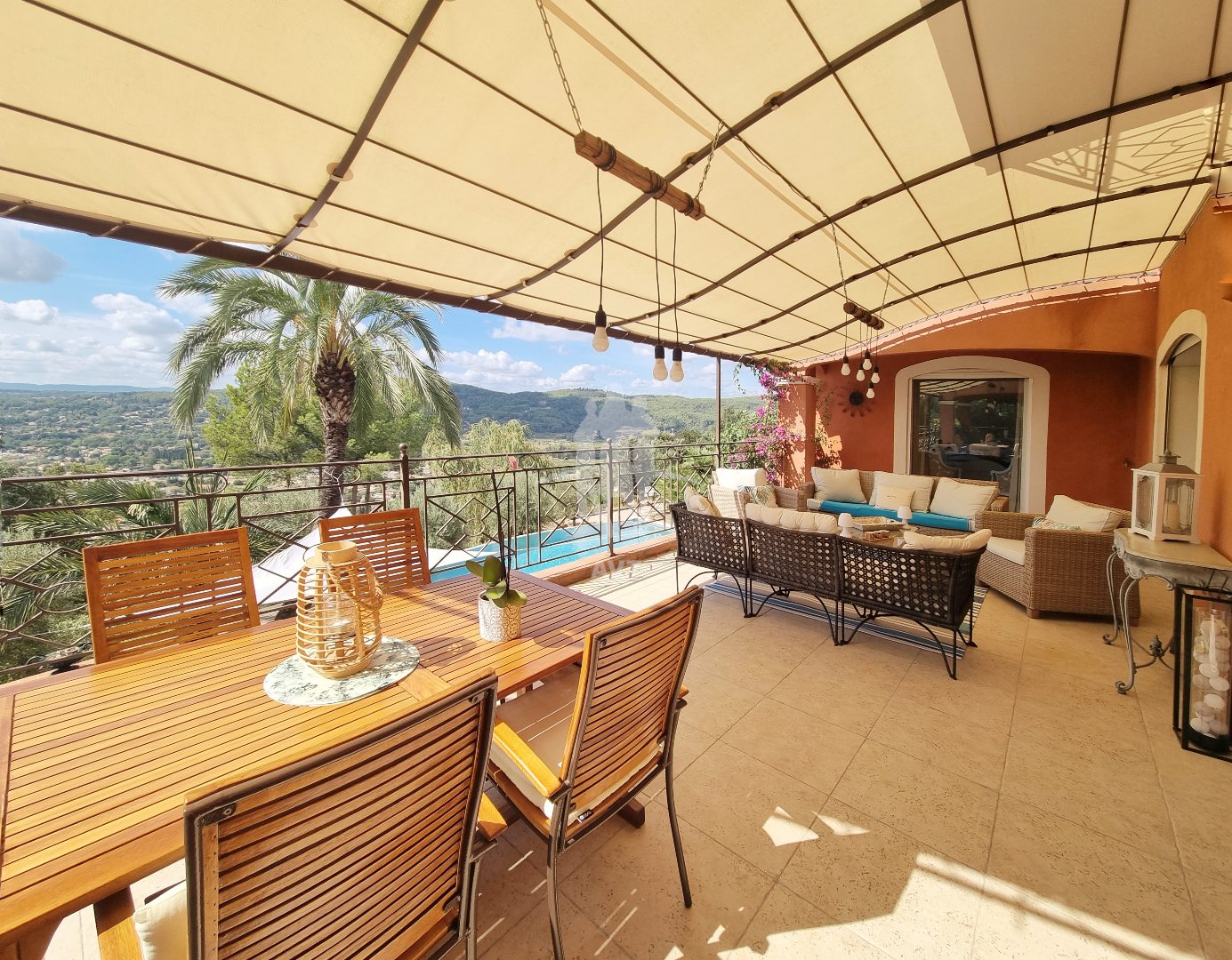 Maison à vendre  - 7 pièce(s) - 209m2 - Draguignan (83300)