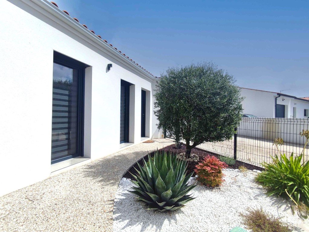 Maison à vendre  - 4 pièce(s) - 104m2 - Royan (17200)