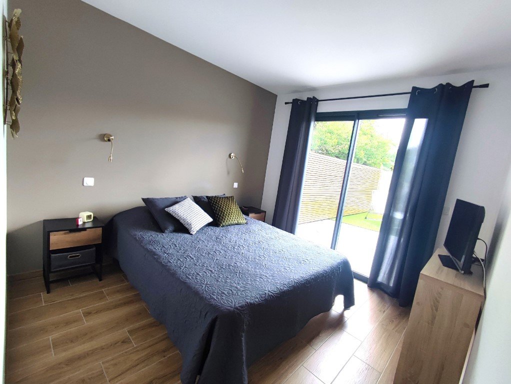 Maison à vendre  - 4 pièce(s) - 104m2 - Royan (17200)