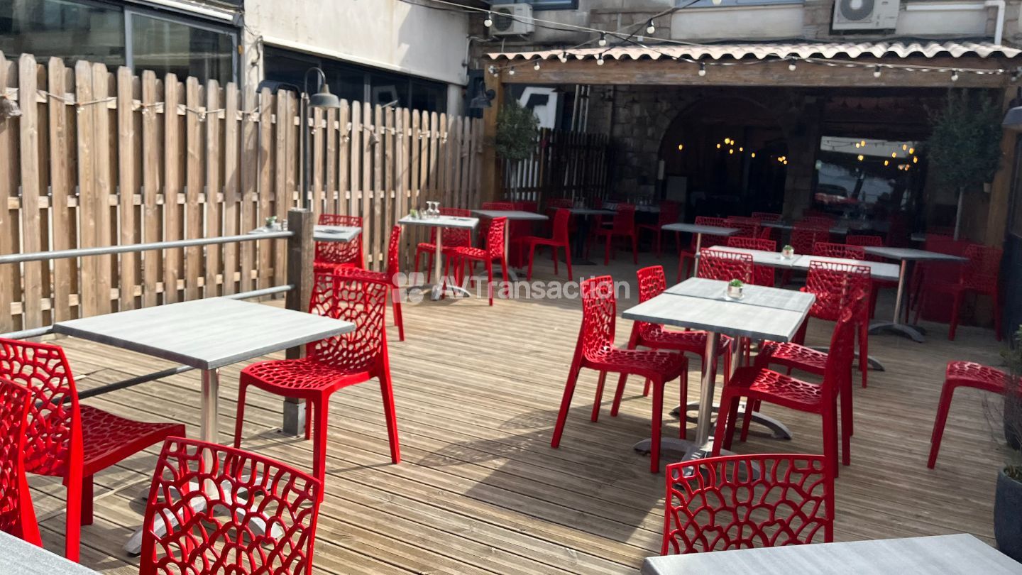 PORTICCIO – RESTAURANT EN BORD DE MER – 80 COUVERTS – BELLE OPPO