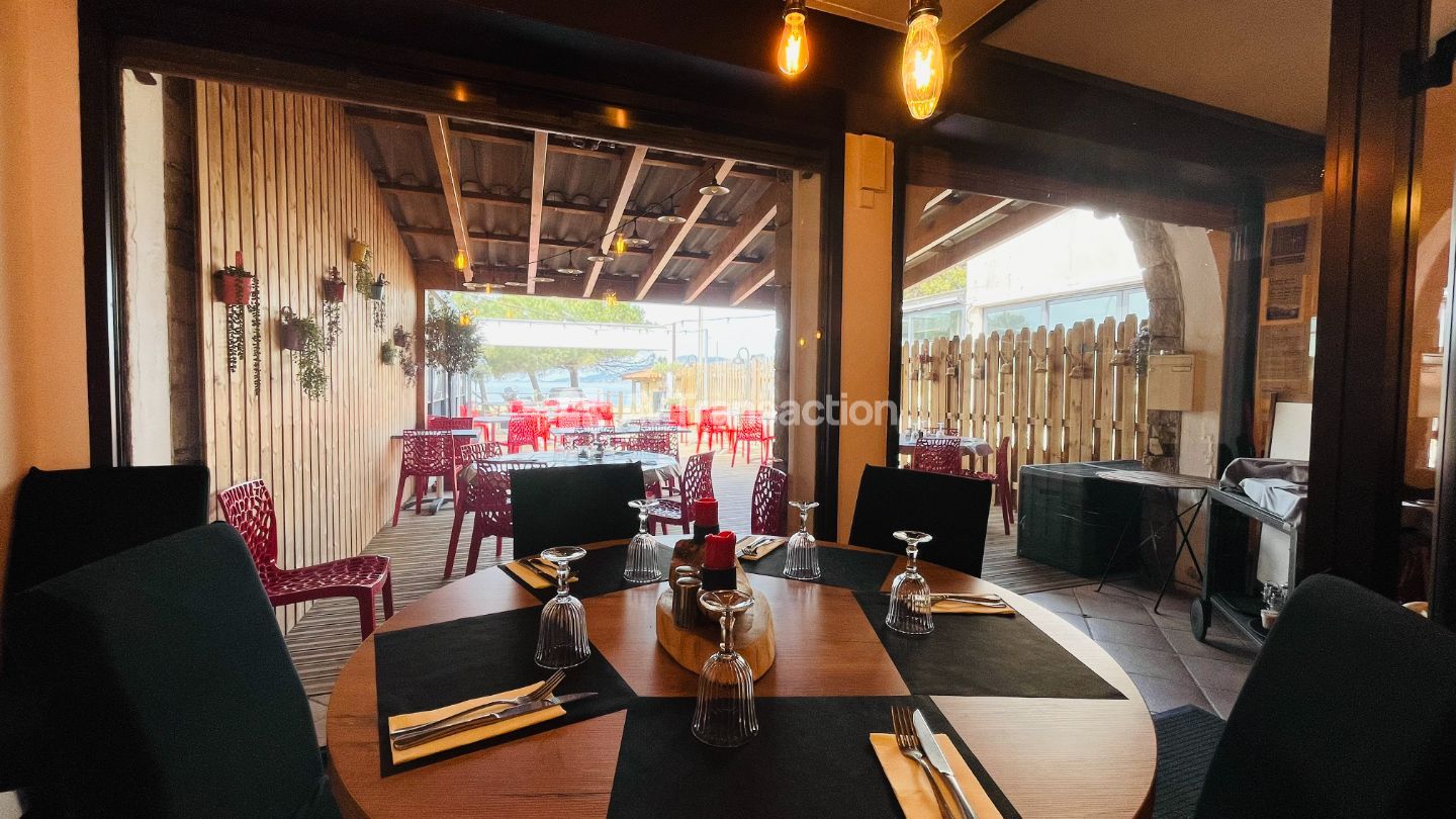 PORTICCIO – RESTAURANT EN BORD DE MER – 80 COUVERTS – BELLE OPPO