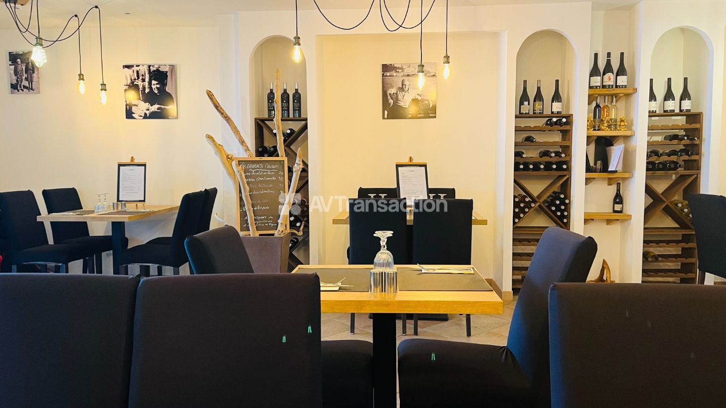 PORTICCIO – RESTAURANT EN BORD DE MER – 80 COUVERTS – BELLE OPPO