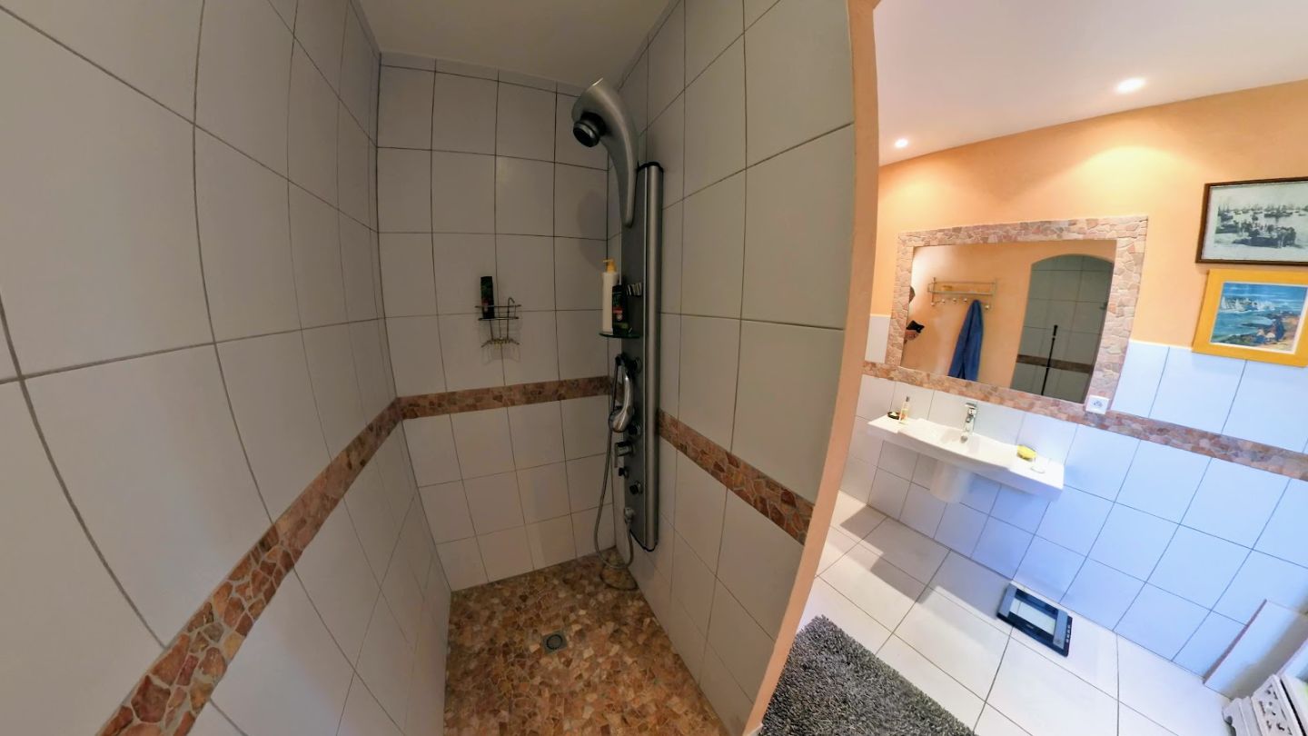 Maison à vendre  - 5 pièce(s) - 168m2 - Castelnau-d'aude (11700)