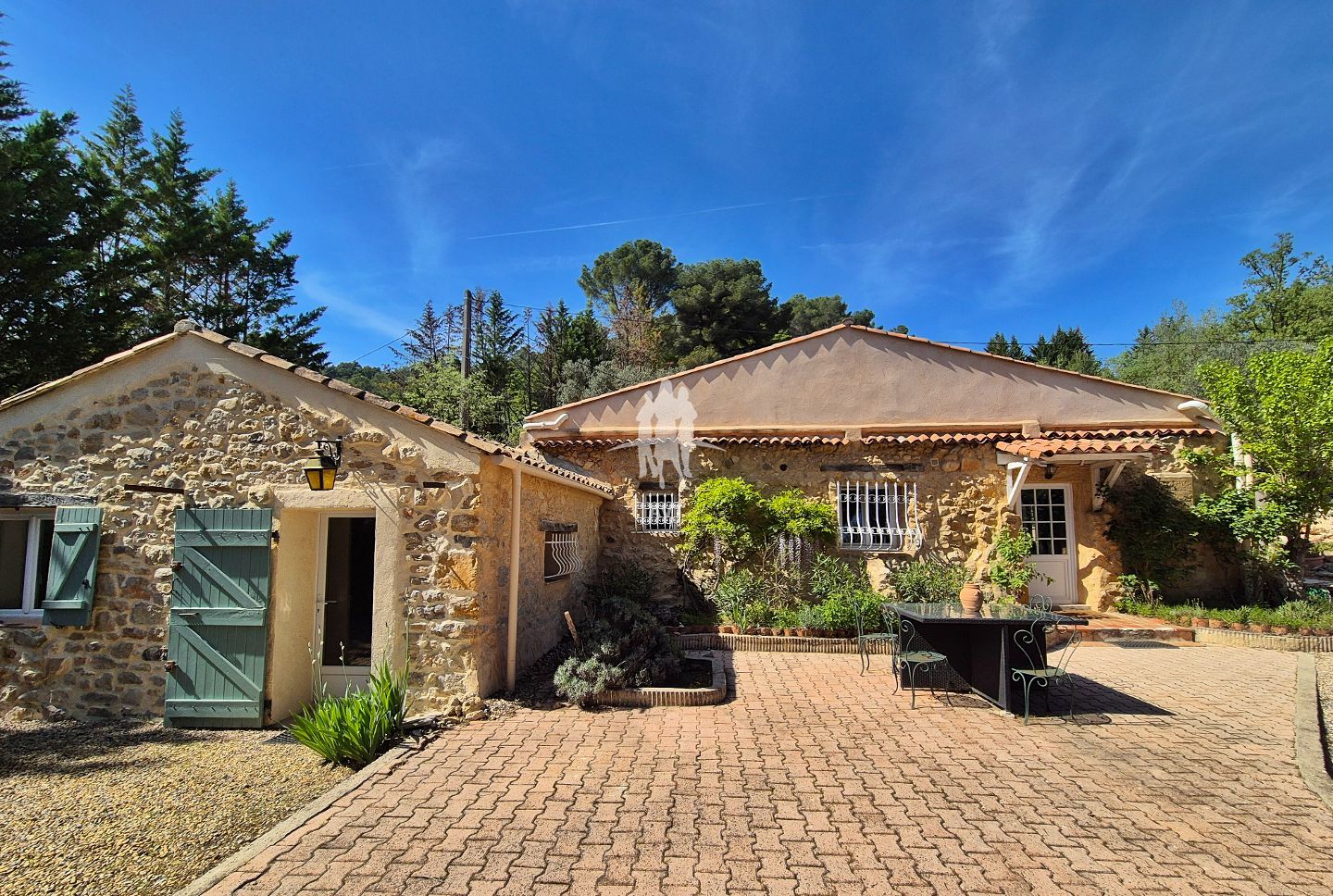 Maison à vendre  - 6 pièce(s) - 119m2 - Callas (83830)