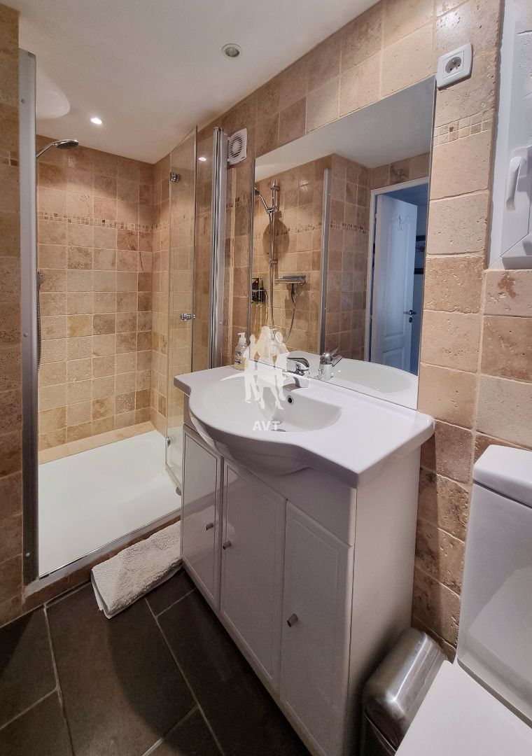 Maison à vendre  - 6 pièce(s) - 119m2 - Callas (83830)