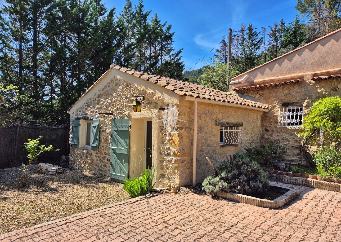 Maison à vendre  - 6 pièce(s) - 119m2 - Callas (83830)