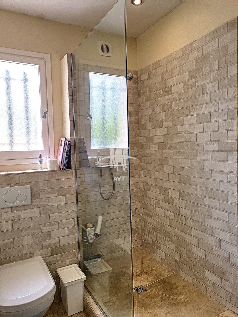 Maison à vendre  - 7 pièce(s) - 164m2 - Lorgues (83510)