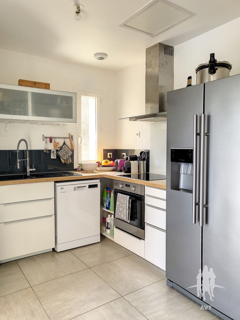 Maison à vendre  - 4 pièce(s) - 93m2 - Salernes (83690)