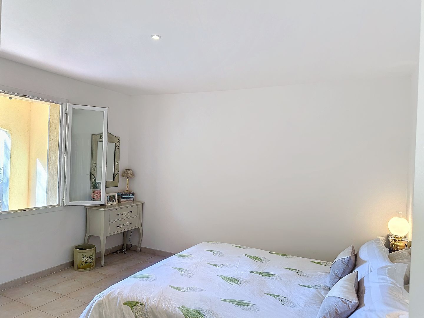 >Appartement en rez-de-jardin à vendre  - 3 pièce(s) - 70m2 - Lorgues (83510)