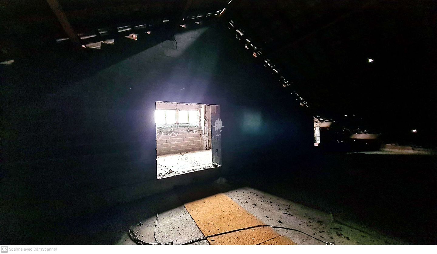 Immeuble à rénover, surface totale 750 m²