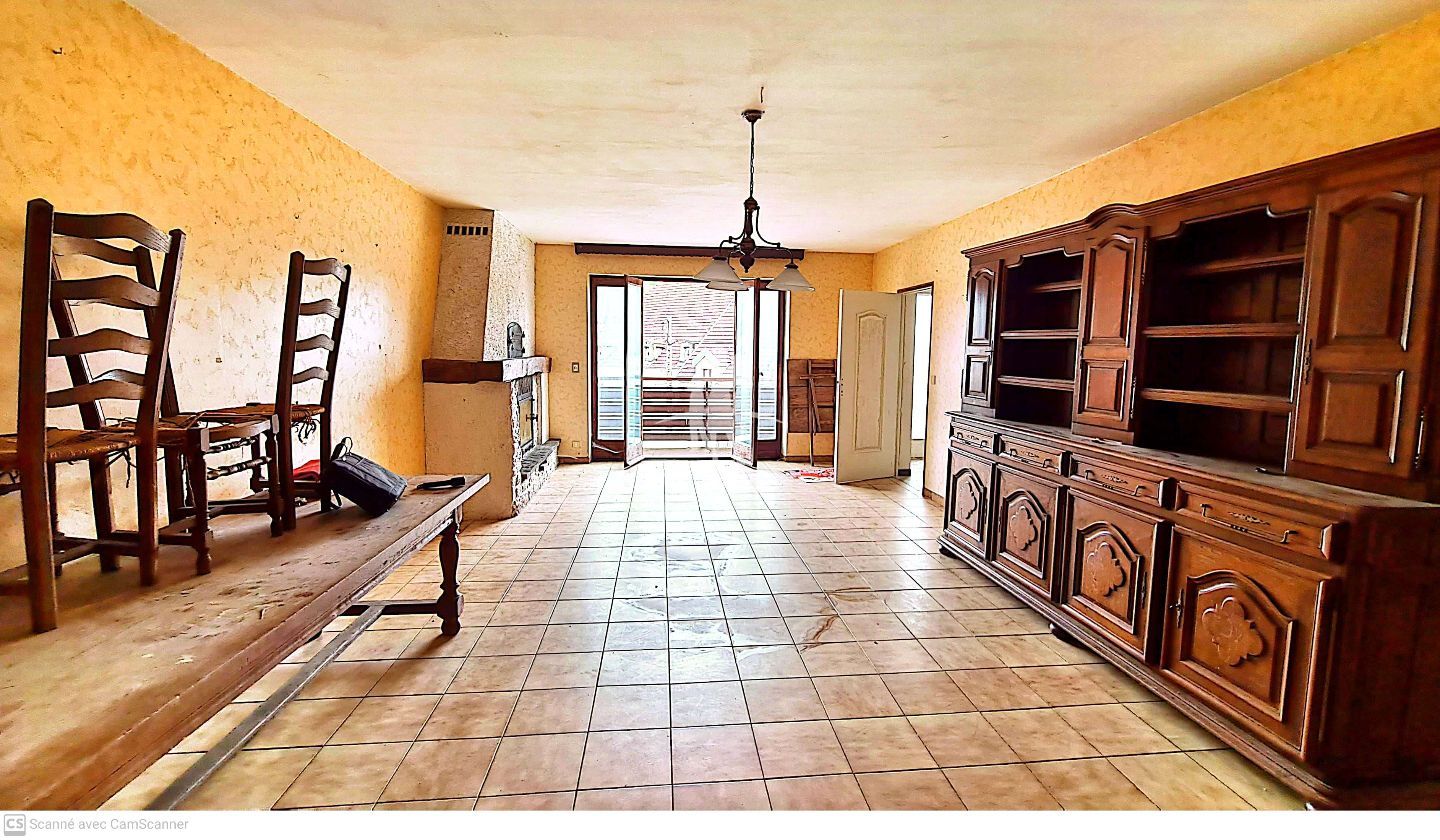 Immeuble à rénover, surface totale 750 m²