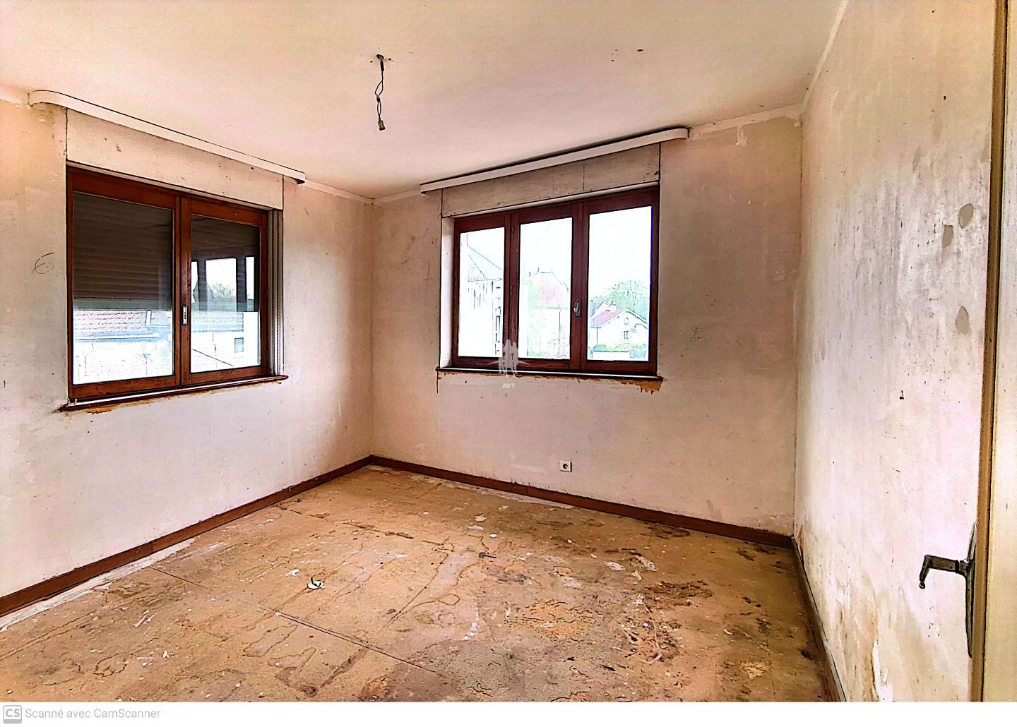Immeuble à rénover, surface totale 750 m²