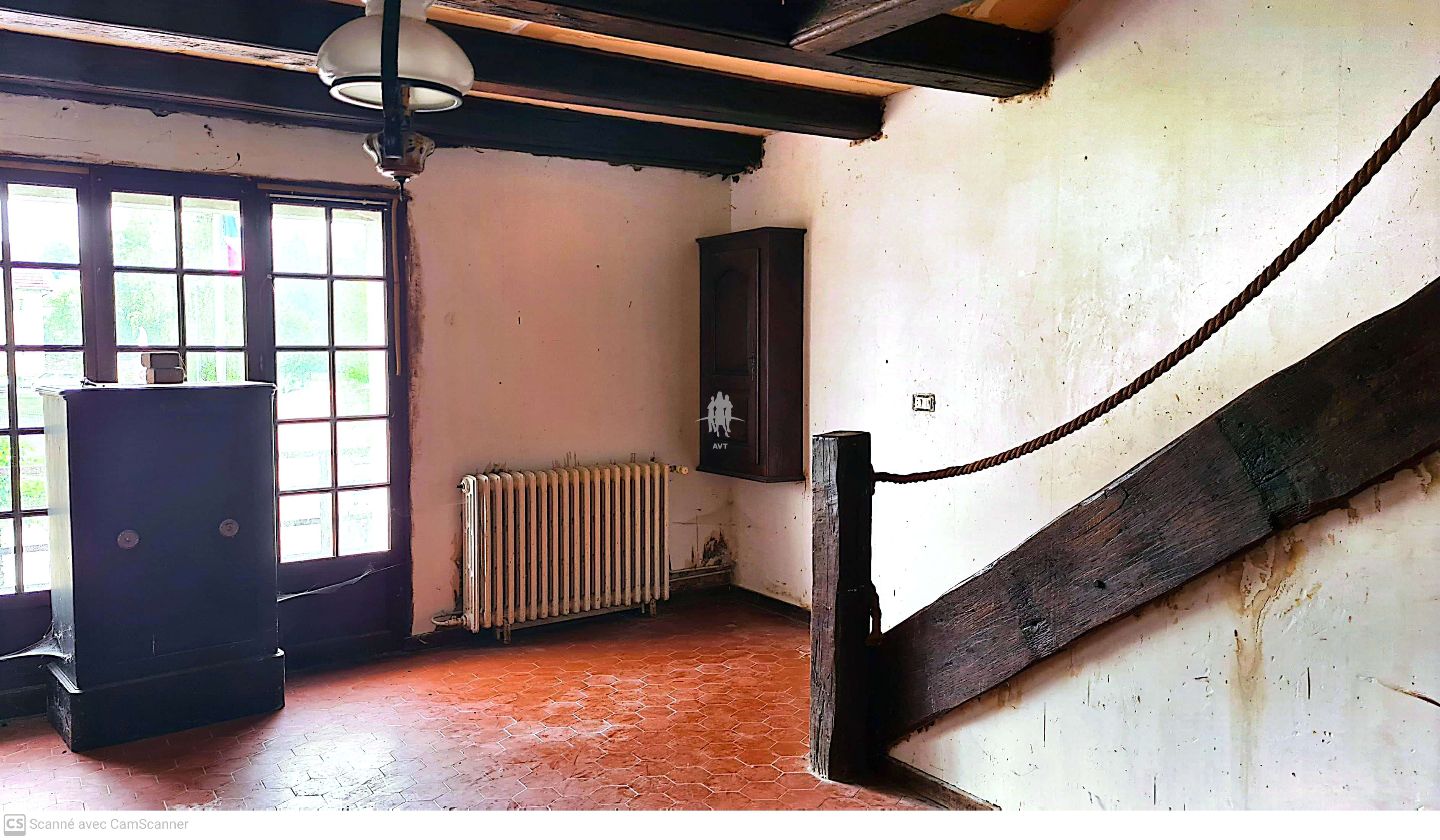 Immeuble à rénover, surface totale 750 m²