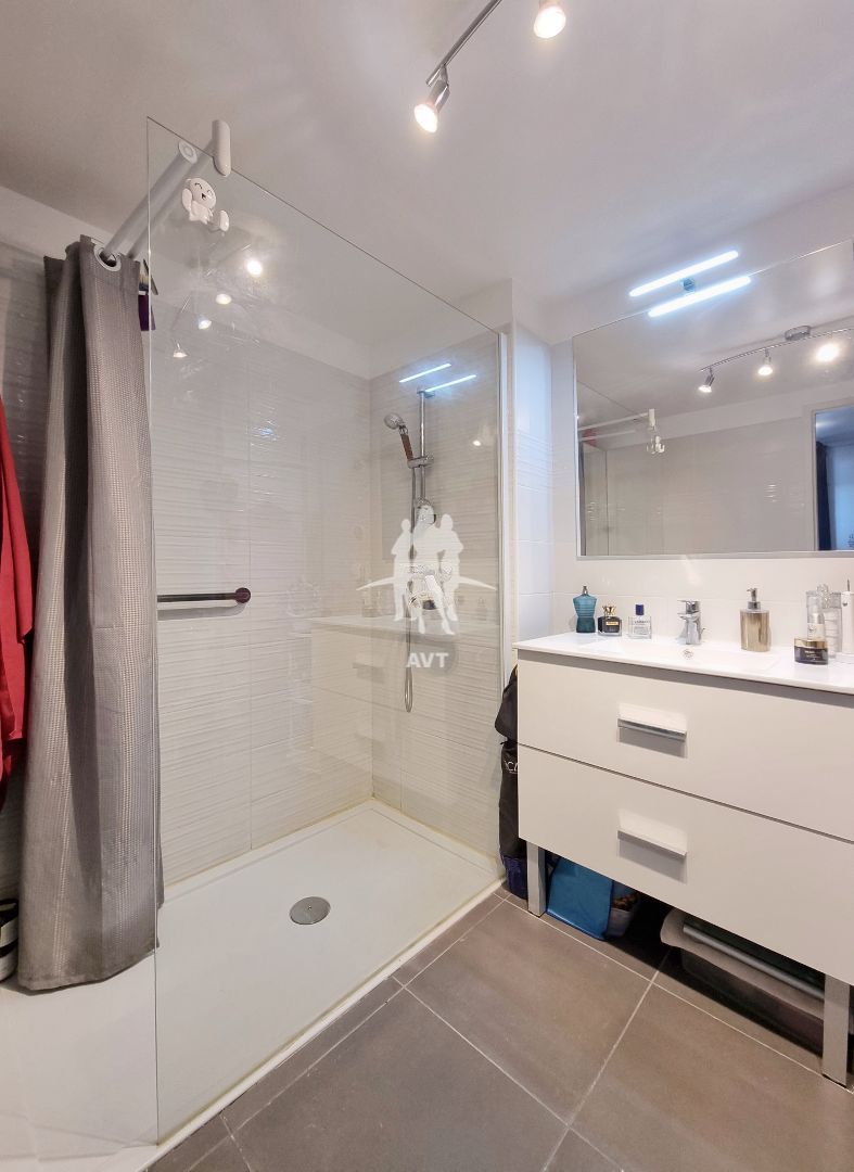 Appartement à vendre  - 2 pièce(s) - 49m2 - Puget-sur-argens (83480)