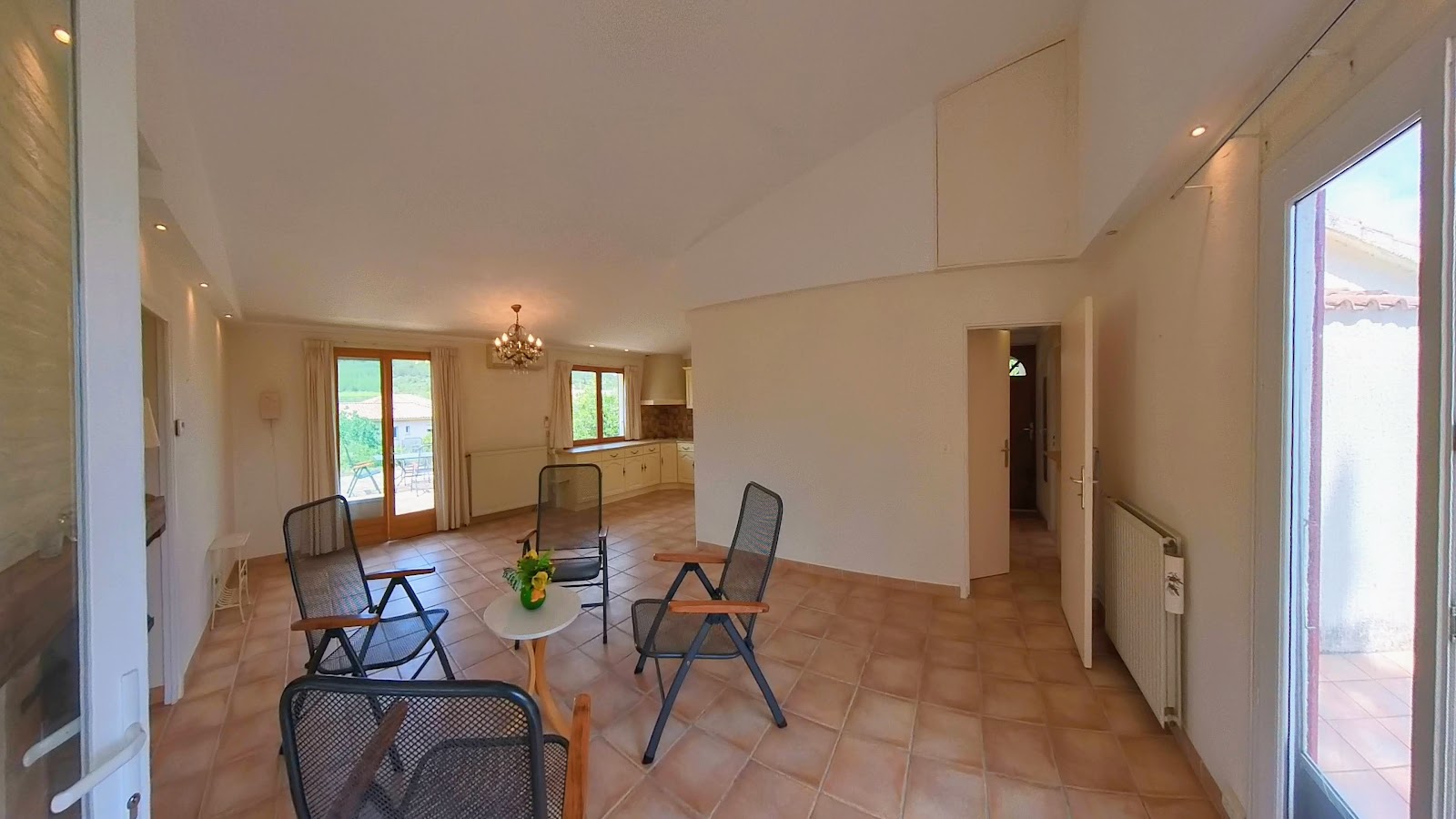 Maison individuelle à vendre  - 4 pièce(s) - 82m2 - Pouzols-minervois (11120)