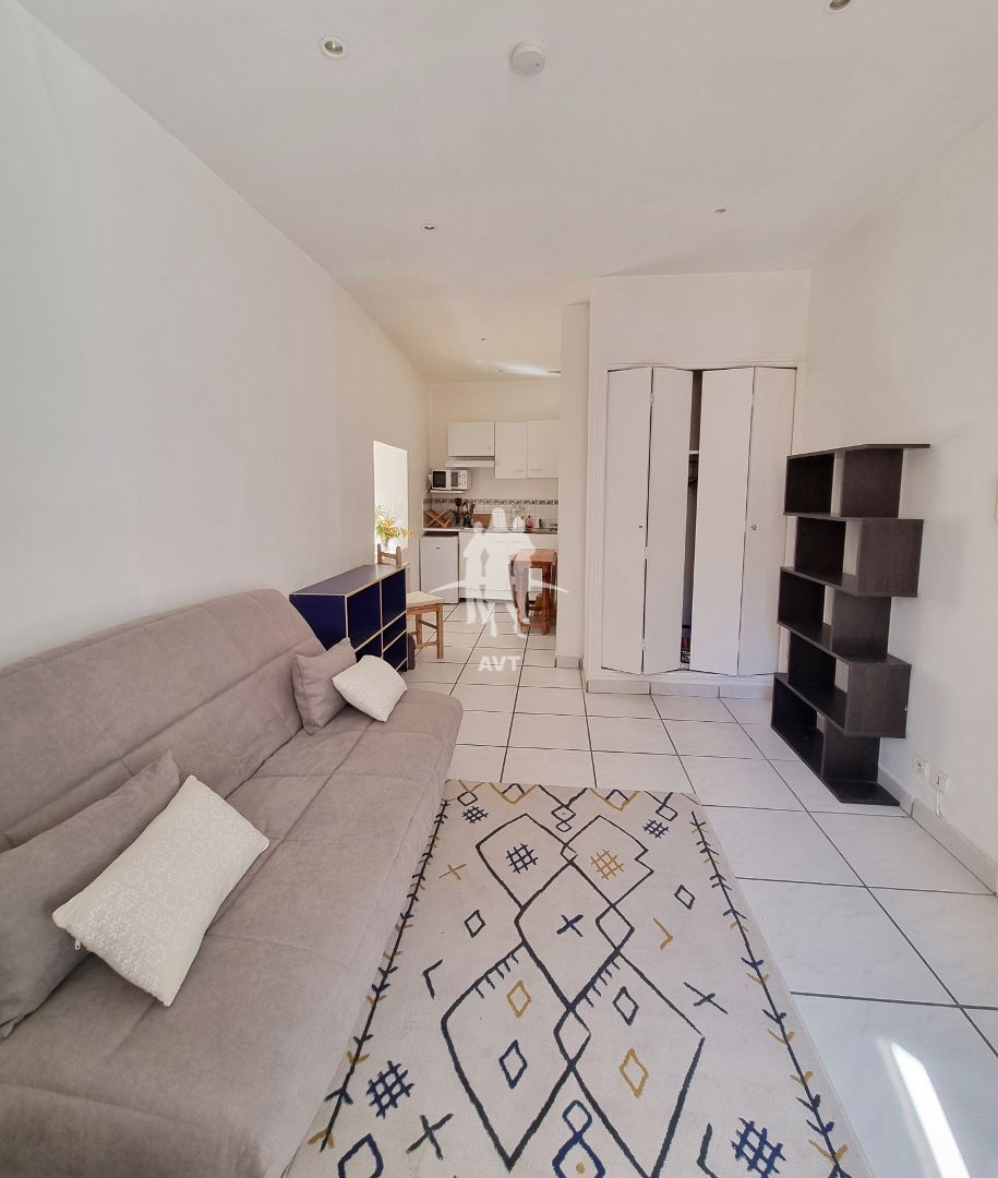 Studio à vendre  - 1 pièce(s) - 22m2 - Lorgues (83510)