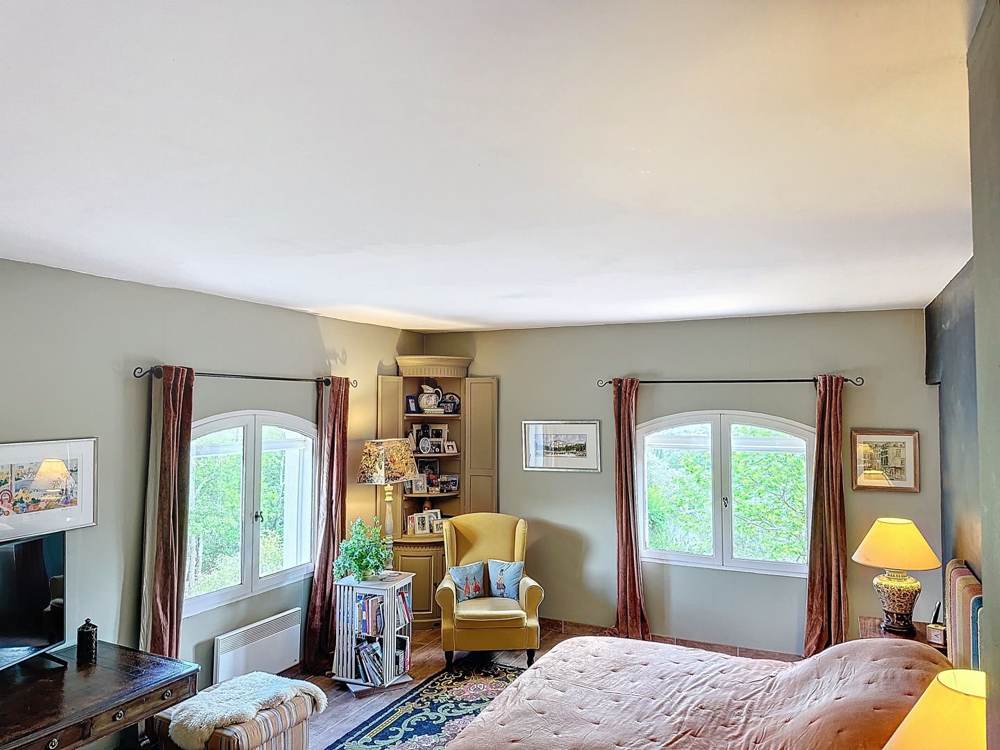 Maison à vendre  - 350m2 - Flayosc (83780)