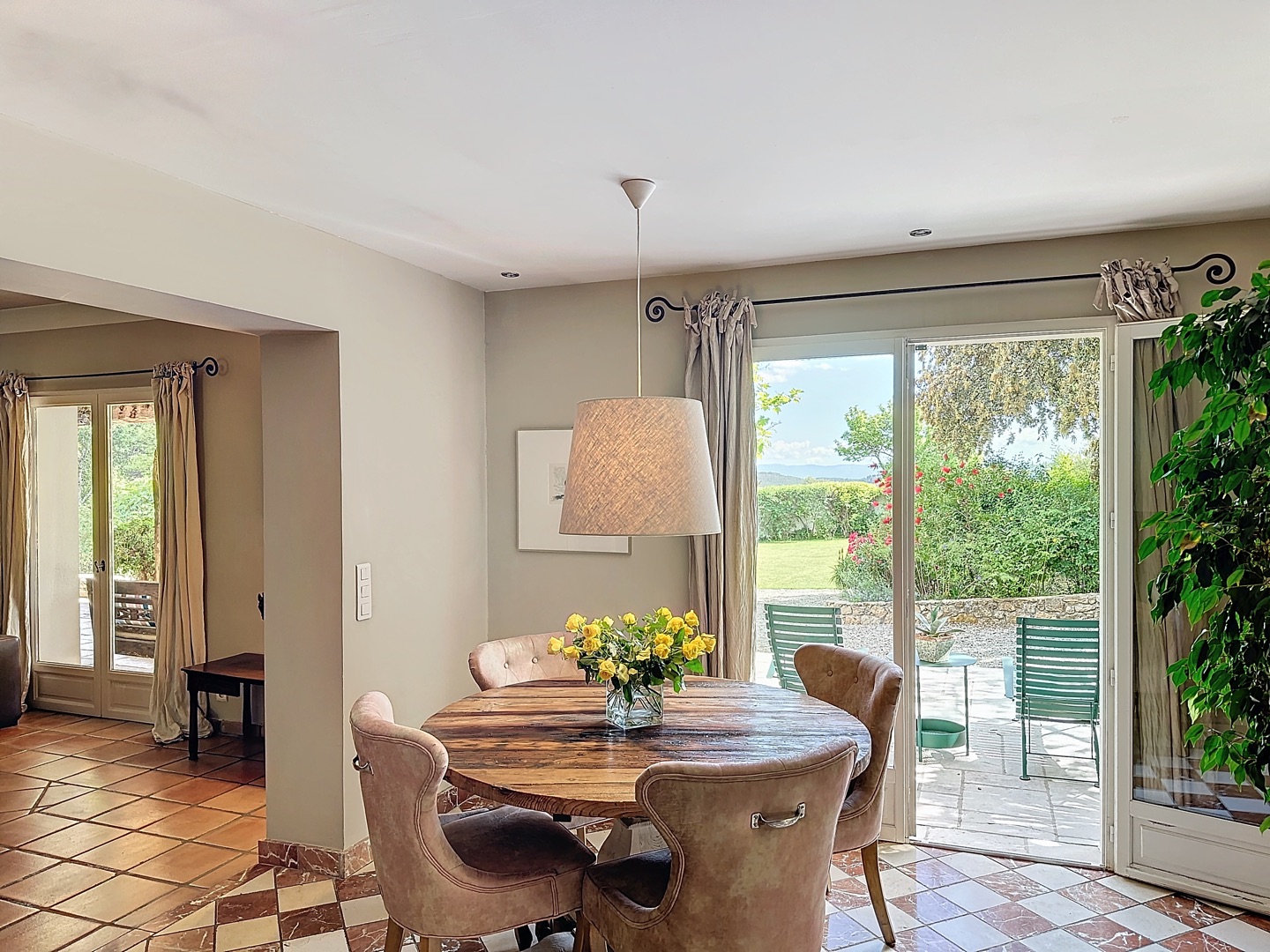 Maison à vendre  - 350m2 - Flayosc (83780)