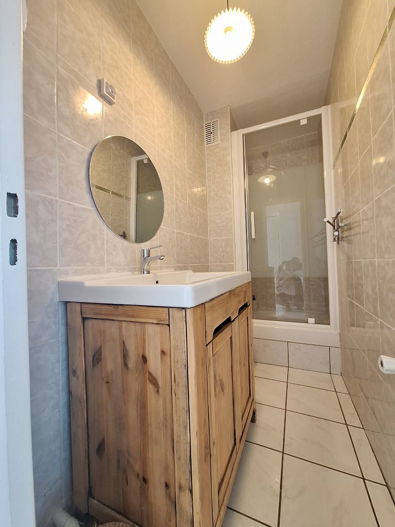 Appartement à vendre  - 3 pièce(s) - 55m2 - Villeurbanne (69100)