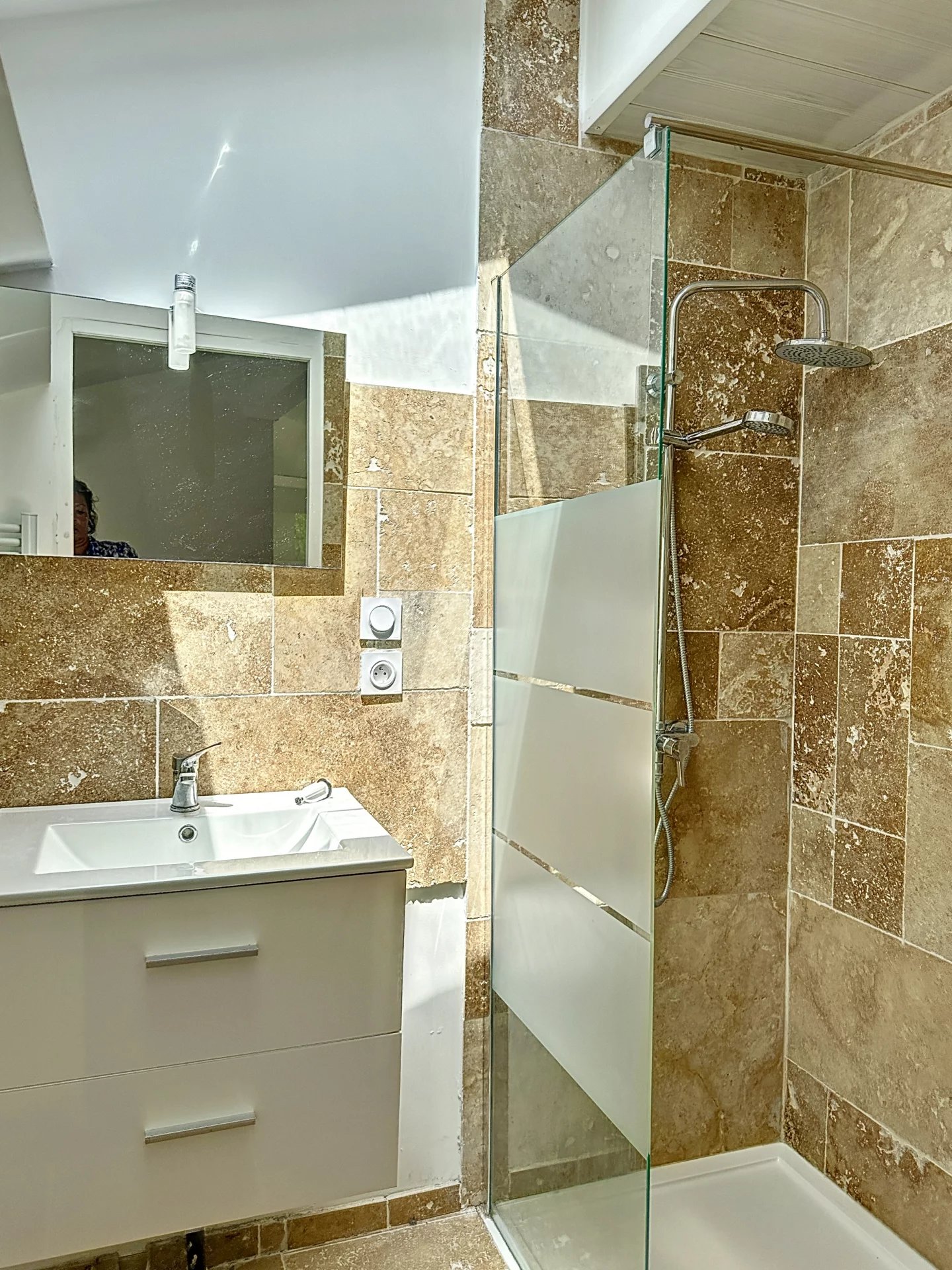 Maison à vendre  - 3 pièce(s) - 78m2 - Villecroze (83690)