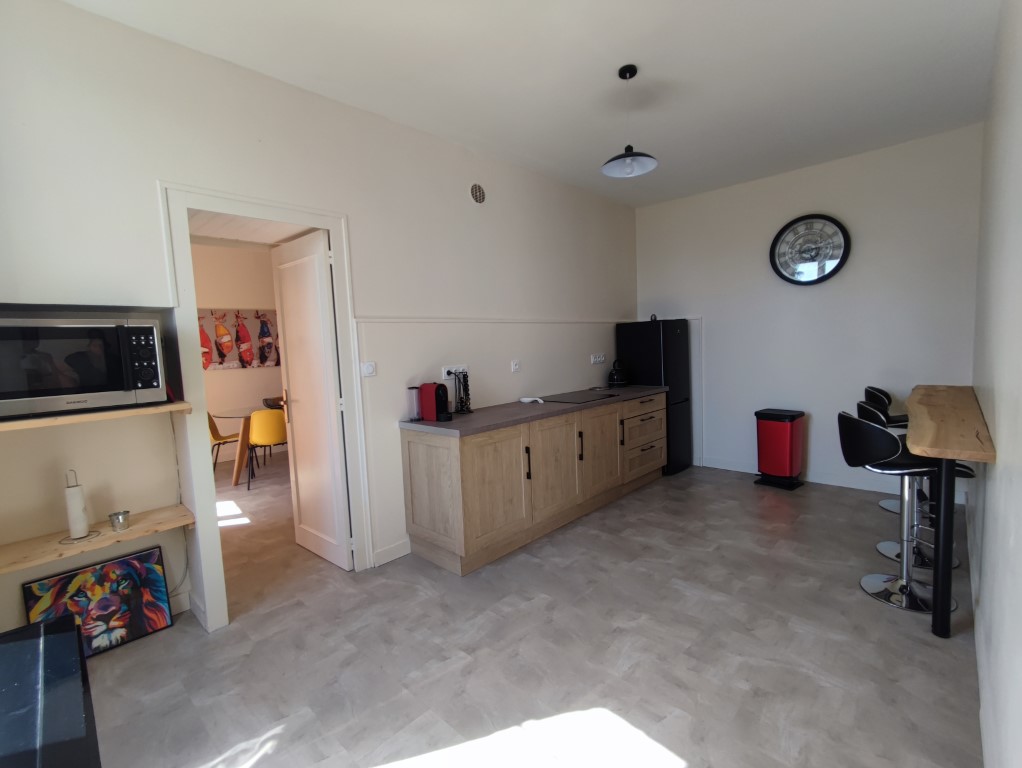 Maison en pierre à vendre  - 3 pièce(s) - 87m2 - Mortagne Sur Gironde (17120)