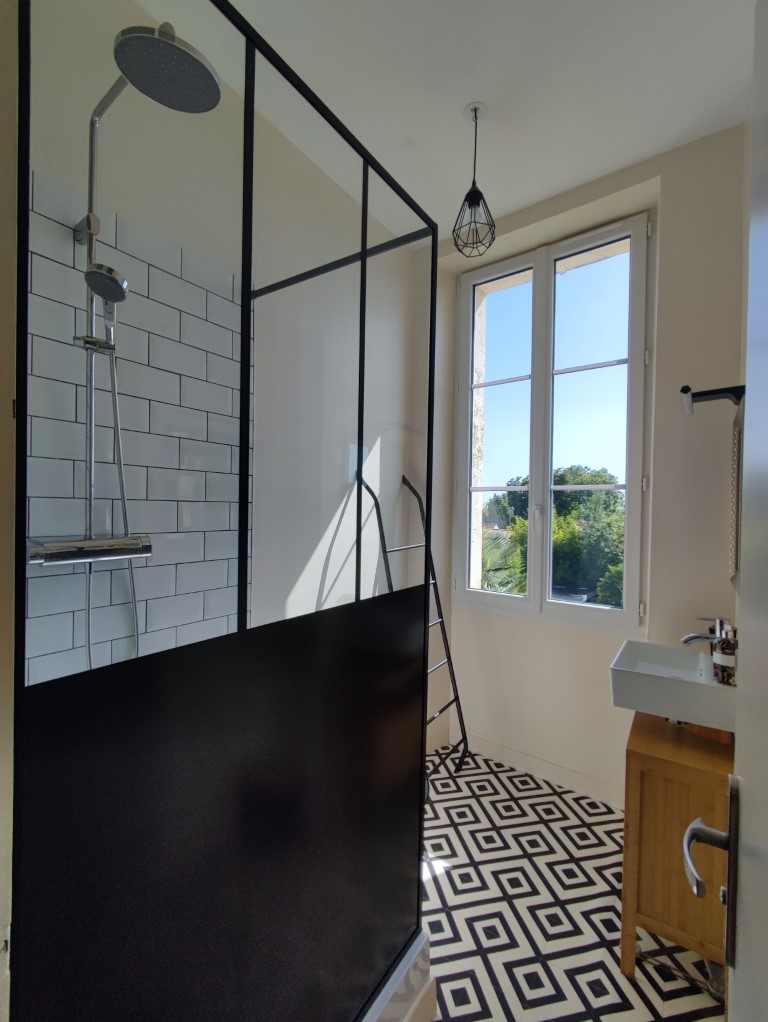 Maison en pierre à vendre  - 3 pièce(s) - 87m2 - Mortagne Sur Gironde (17120)