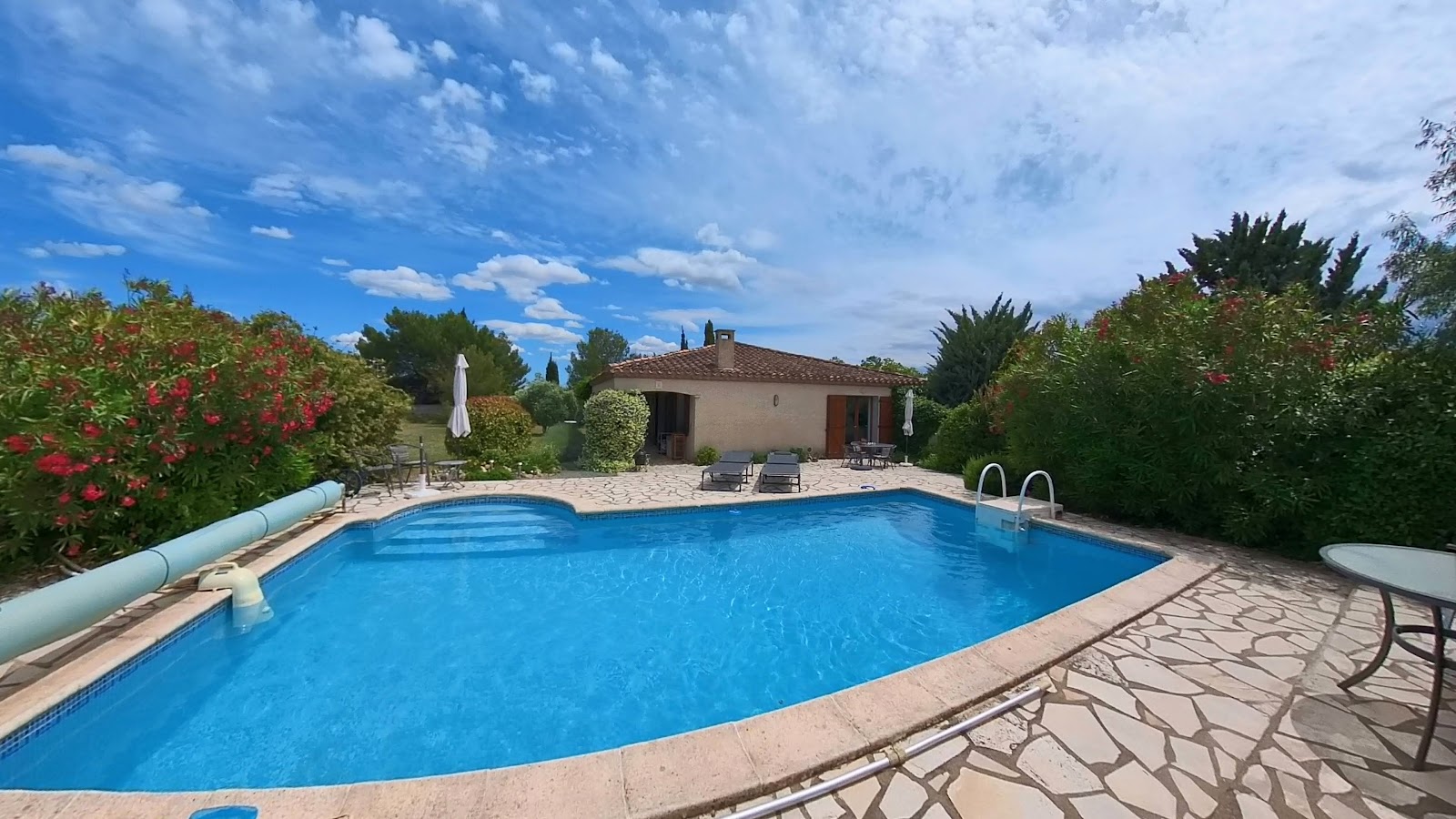 Villa à vendre  - 4 pièce(s) - 88m2 - Aigne (34210)